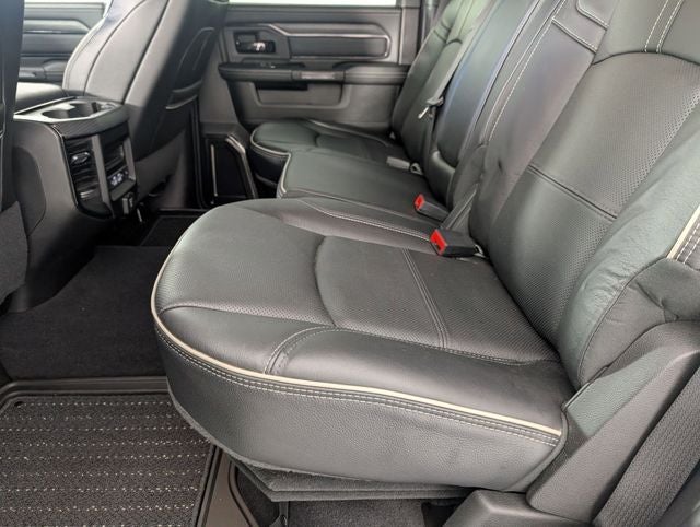 2024 RAM 2500 Limited Crew Cab 4x4 6'4' Box