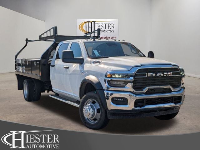 2026 RAM Ram 5500 Chassis Cab RAM 5500 TRADESMAN CHASSIS CREW CAB 4X4 84' CA