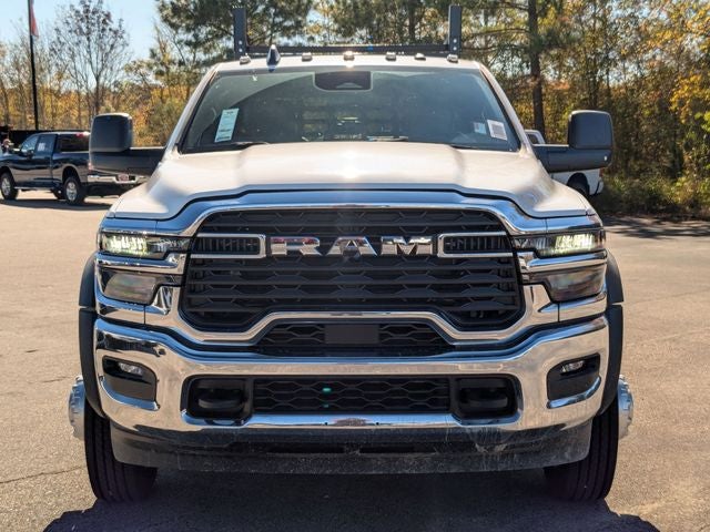 2026 RAM Ram 5500 Chassis Cab RAM 5500 TRADESMAN CHASSIS CREW CAB 4X4 84' CA