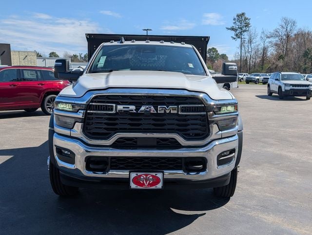 2026 RAM Ram 5500 Chassis Cab RAM 5500 TRADESMAN CHASSIS CREW CAB 4X4 84' CA
