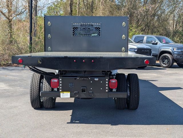 2026 RAM Ram 5500 Chassis Cab RAM 5500 TRADESMAN CHASSIS CREW CAB 4X4 84' CA