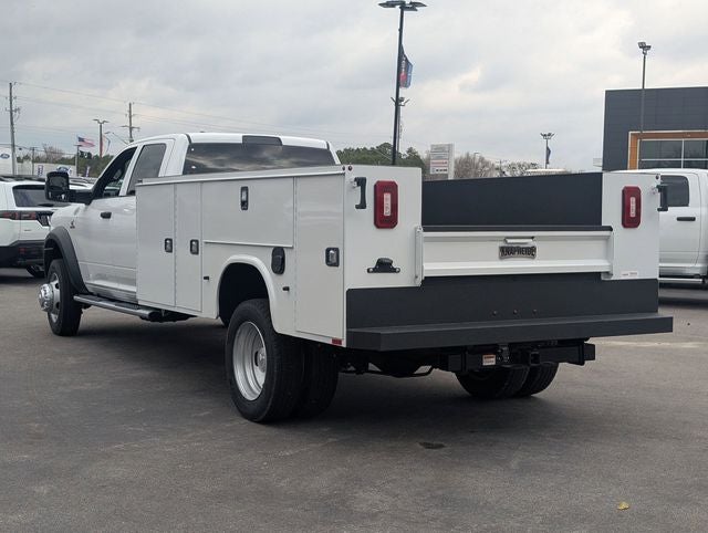 2026 RAM Ram 5500 Chassis Cab RAM 5500 TRADESMAN CHASSIS CREW CAB 4X4 84' CA