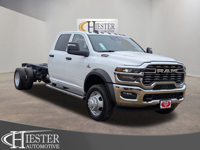2026 RAM Ram 5500 Chassis Cab RAM 5500 TRADESMAN CHASSIS CREW CAB 4X4 84' CA