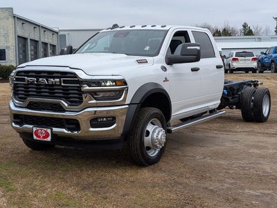 2026 RAM Ram 5500 Chassis Cab RAM 5500 TRADESMAN CHASSIS CREW CAB 4X4 84' CA