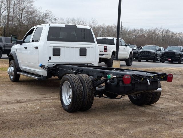 2026 RAM Ram 5500 Chassis Cab RAM 5500 TRADESMAN CHASSIS CREW CAB 4X4 84' CA