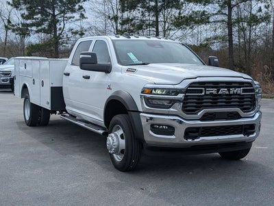 2026 RAM Ram 5500 Chassis Cab RAM 5500 TRADESMAN CHASSIS CREW CAB 4X4 84' CA