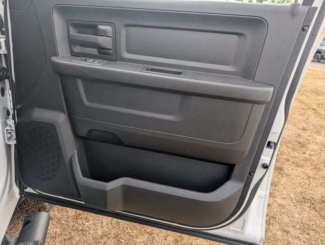 2026 RAM Ram 3500 Chassis Cab RAM 3500 TRADESMAN CREW CAB CHASSIS 4X4 60' CA