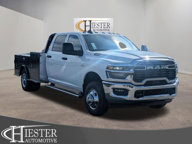 2026 RAM Ram 3500 Chassis Cab RAM 3500 TRADESMAN CREW CAB CHASSIS 4X4 60' CA