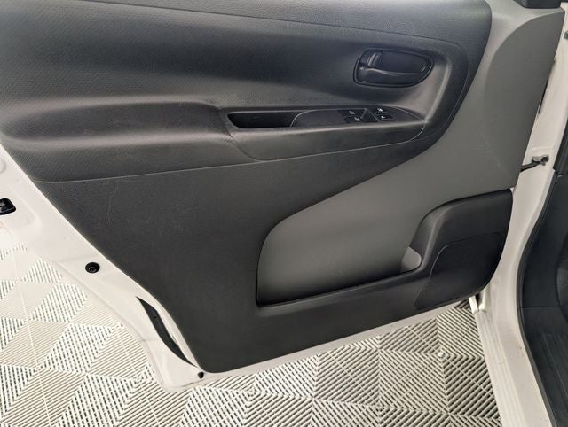 2020 Nissan NV200 SV