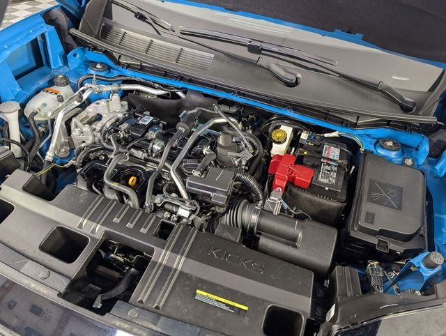 2025 Nissan Kicks SR