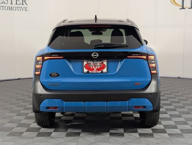 2025 Nissan Kicks SR