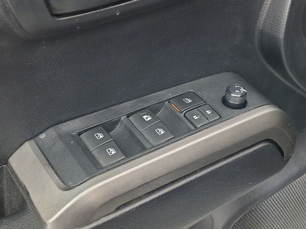 2020 Toyota Tacoma SR5 V6