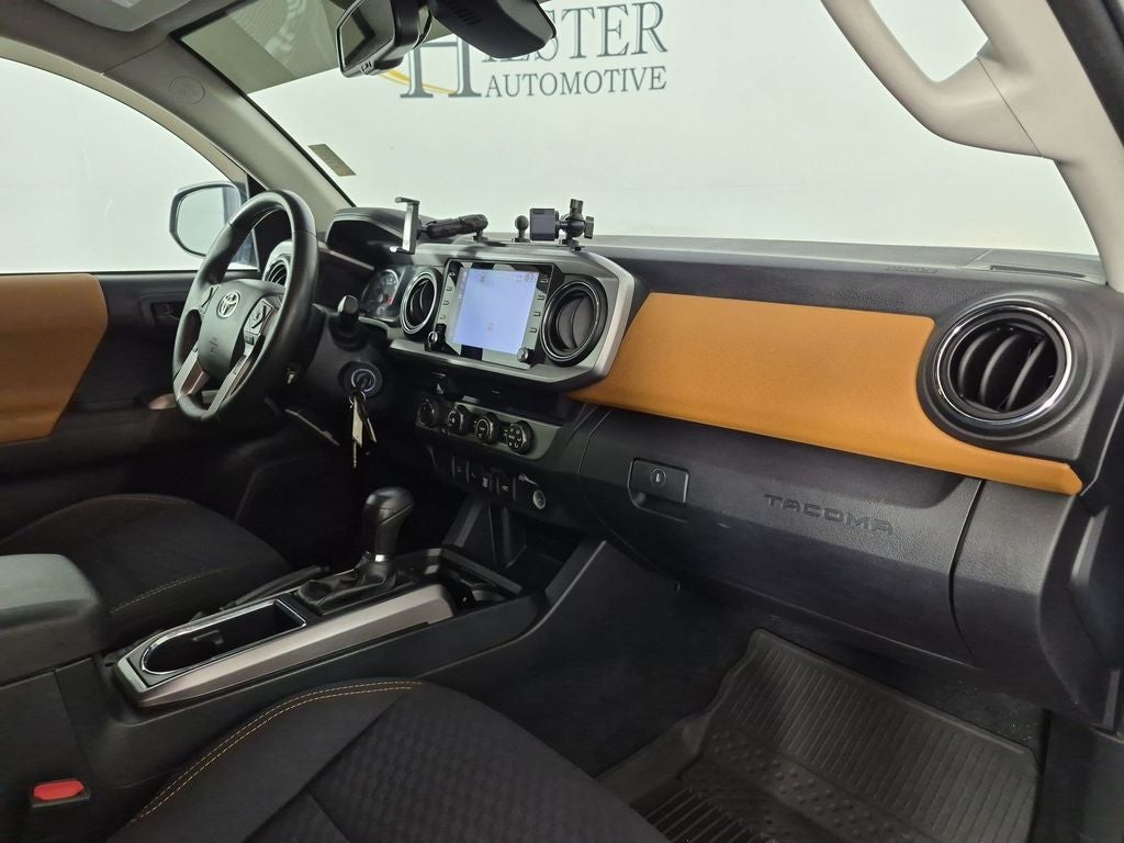 2020 Toyota Tacoma SR5 V6
