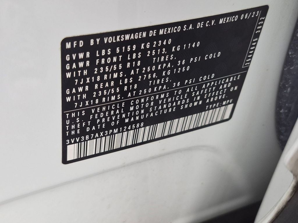 2023 Volkswagen Tiguan 2.0T SE