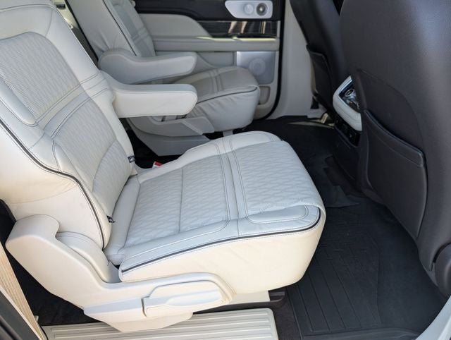 2021 Lincoln Navigator L Black Label