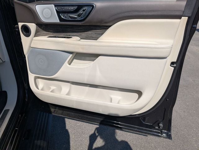 2021 Lincoln Navigator L Black Label