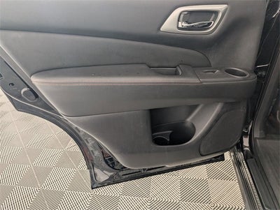 2019 Nissan Pathfinder SL