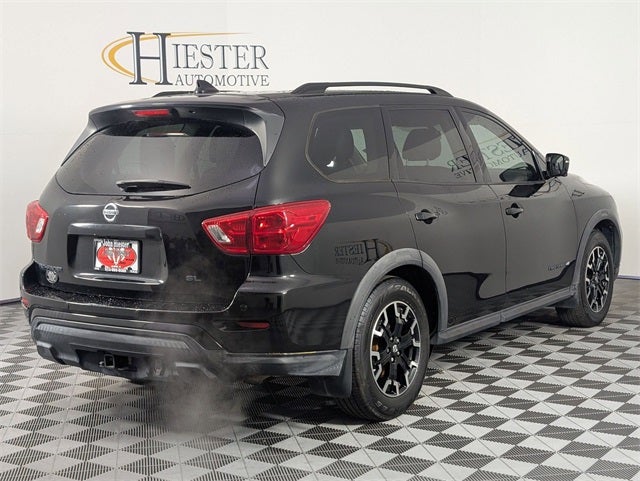 2019 Nissan Pathfinder SL