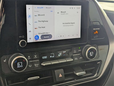 2023 Toyota Highlander Hybrid XLE