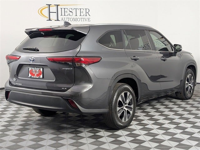 2023 Toyota Highlander Hybrid XLE