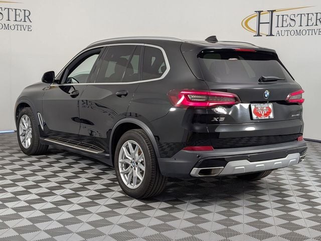 2023 BMW X5 sDrive40i