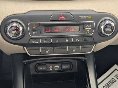 2020 Kia Sorento LX