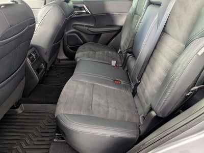 2022 Mitsubishi Outlander Black Edition