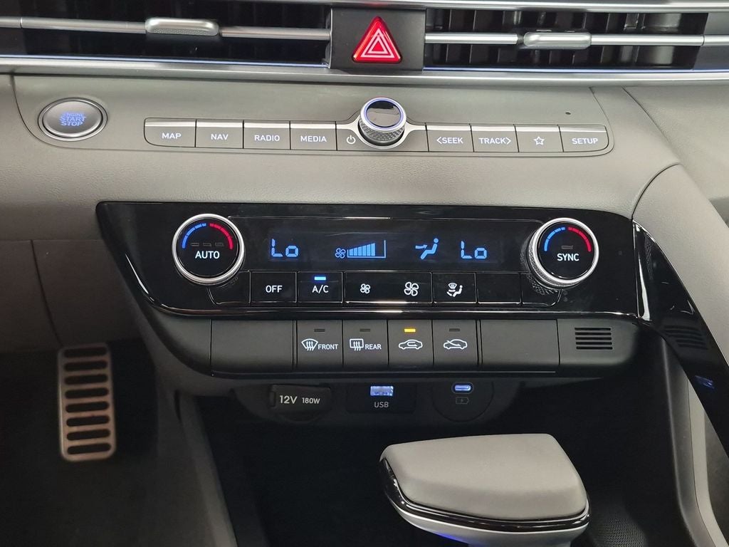 2025 Hyundai Elantra Hybrid SEL Sport