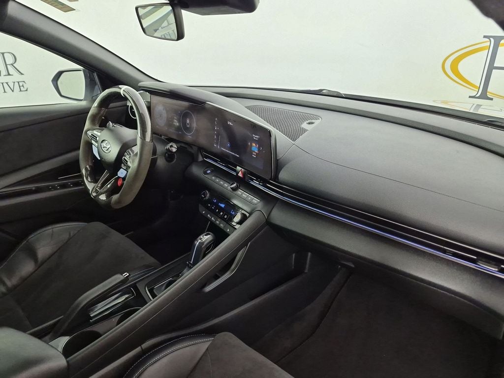 2022 Hyundai Elantra N Base