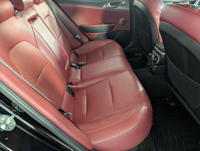 2018 Kia Stinger GT1