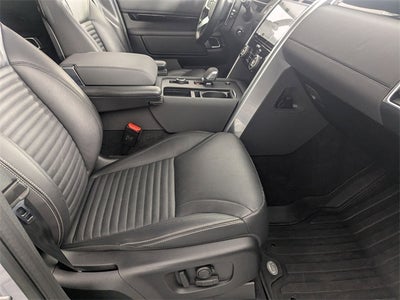 2023 Land Rover Discovery S