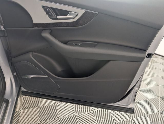2019 Audi Q7 45 Premium Plus quattro