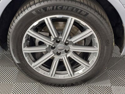 2019 Audi Q7 45 Premium Plus quattro