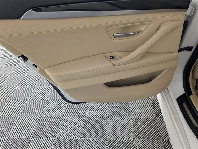 2014 BMW 5 Series 528i