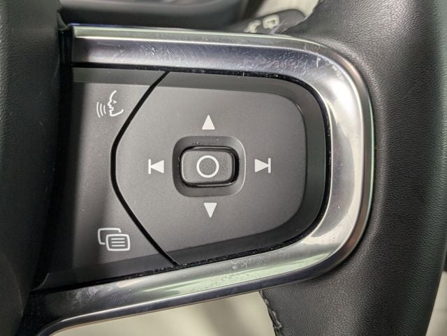 2023 Volvo XC40 Ultimate