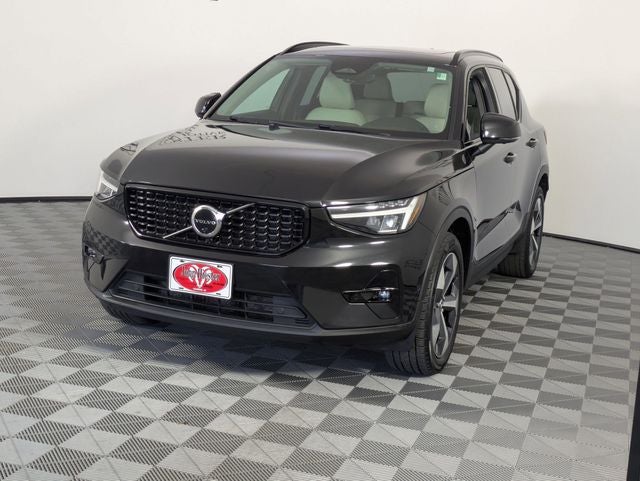 2023 Volvo XC40 Ultimate
