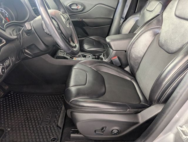 2020 Jeep Cherokee Altitude