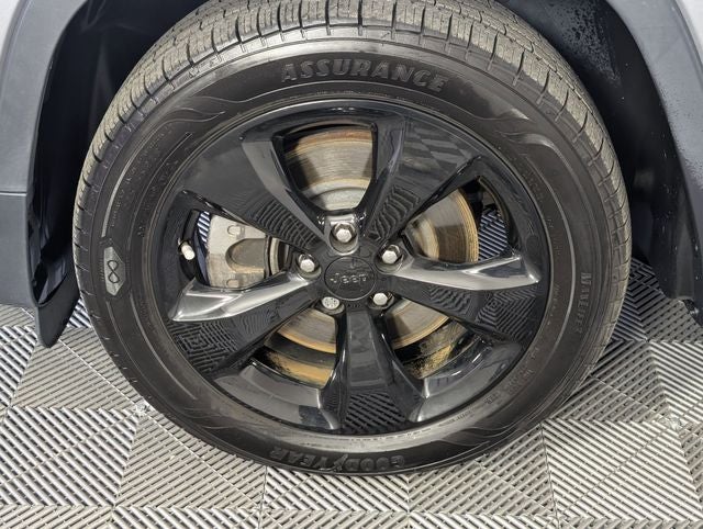 2020 Jeep Cherokee Altitude