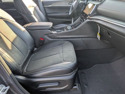 2026 Jeep Grand Cherokee Laredo