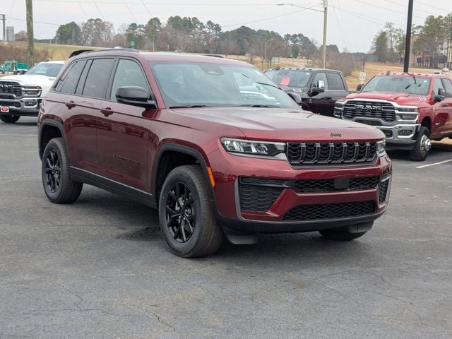 2026 Jeep Grand Cherokee Laredo
