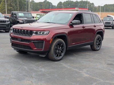 2026 Jeep Grand Cherokee Laredo