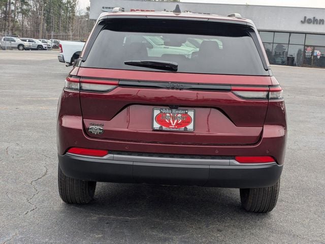 2026 Jeep Grand Cherokee Laredo