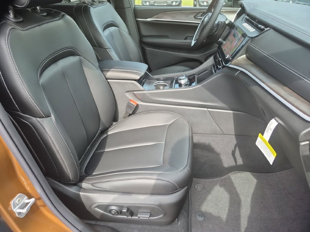 2027 Jeep Grand Cherokee Limited