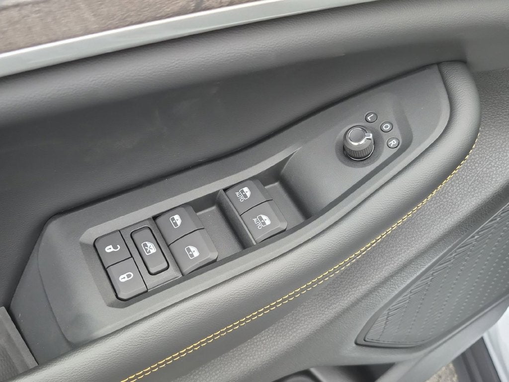 2026 Jeep Grand Cherokee Base