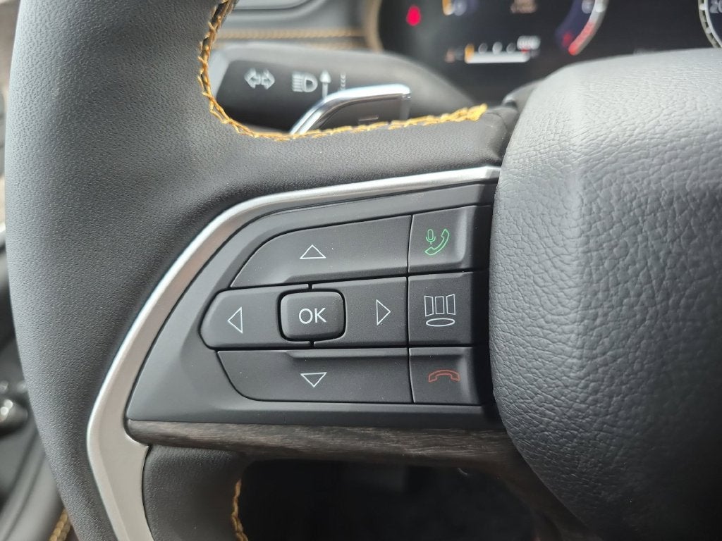 2026 Jeep Grand Cherokee Base