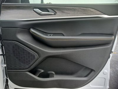 2026 Jeep Grand Cherokee Base