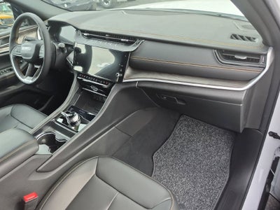 2026 Jeep Grand Cherokee Base