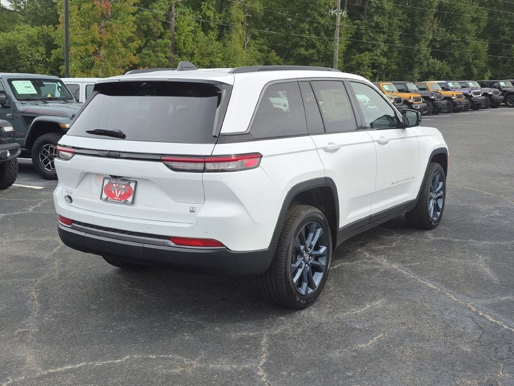 2026 Jeep Grand Cherokee Base