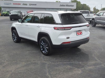 2026 Jeep Grand Cherokee Base