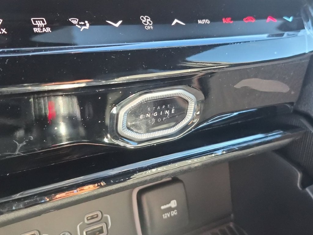 2027 Jeep Grand Cherokee Limited Reserve